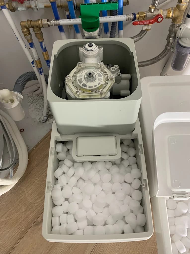 WC suspendu carrelage bois