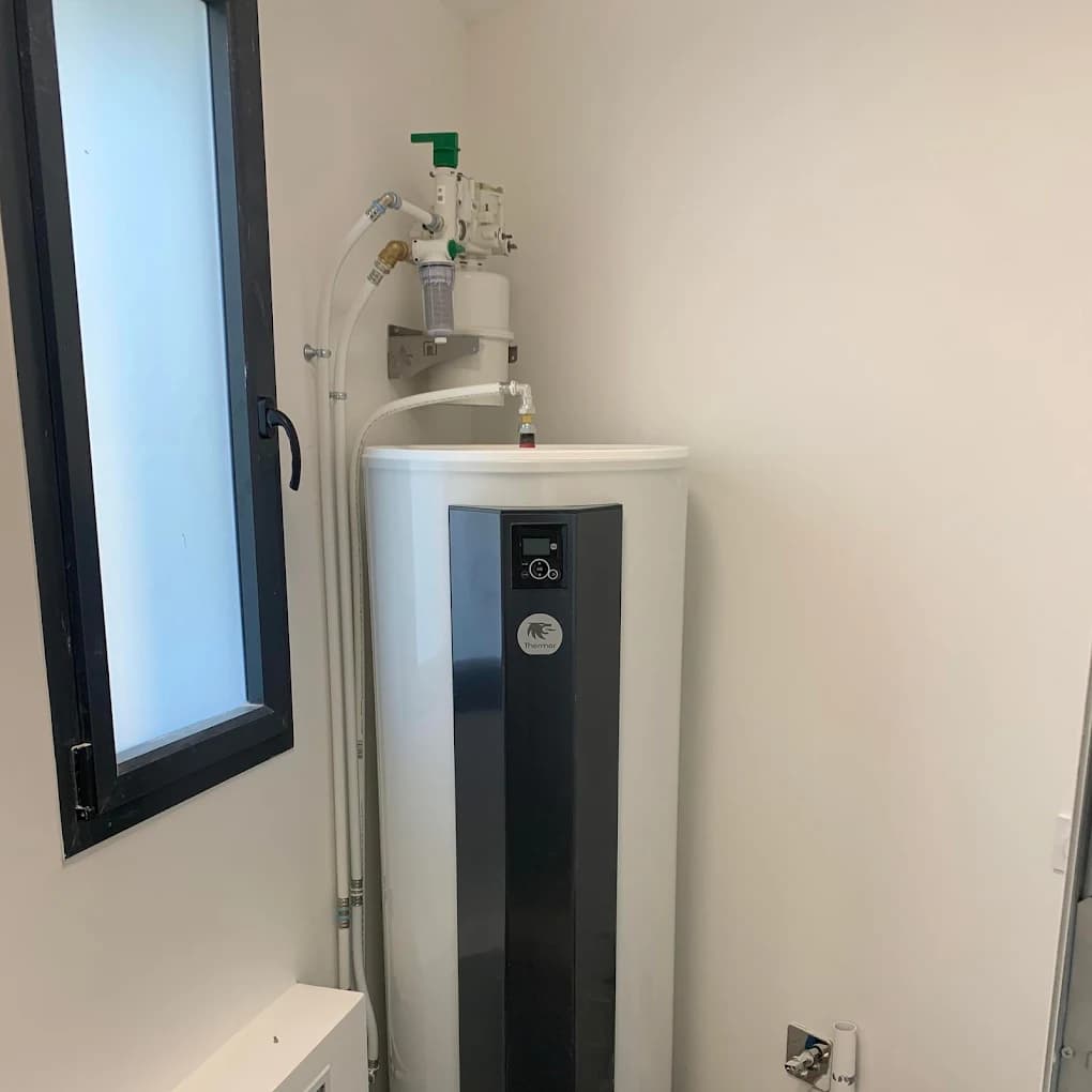 Chauffe-eau électrique vertical