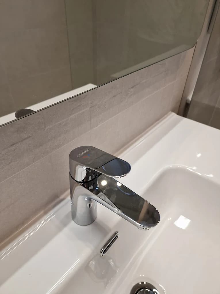 Mitigeur lavabo chromé design